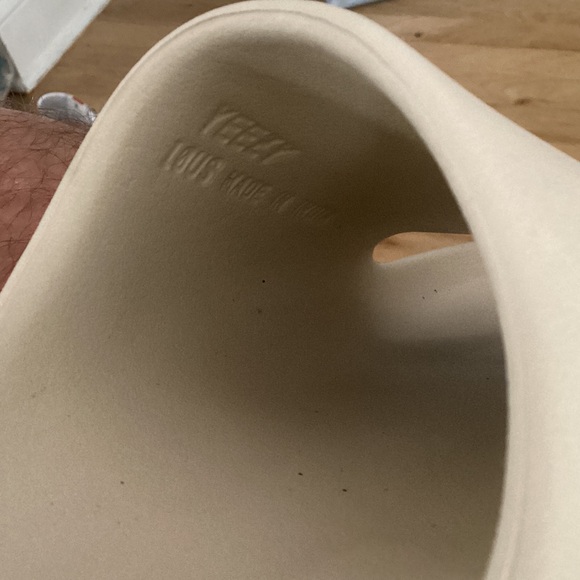 Adidas Yeezy Slide Bone Sandals. Size 10